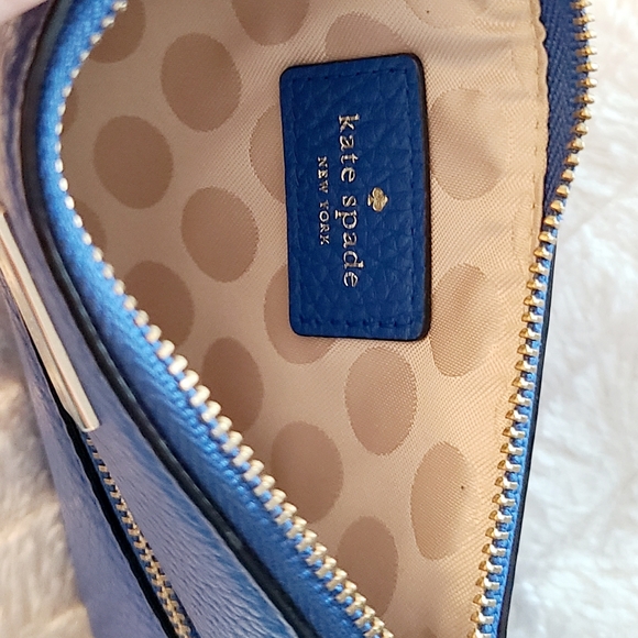 Kate Spade Wristlet - Picture 5 of 6